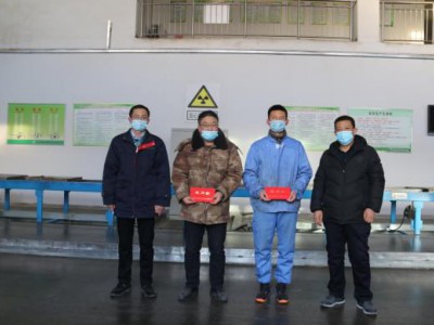 甘肃普安康药业有限公司2021年春节前走访慰问生活困难党员
